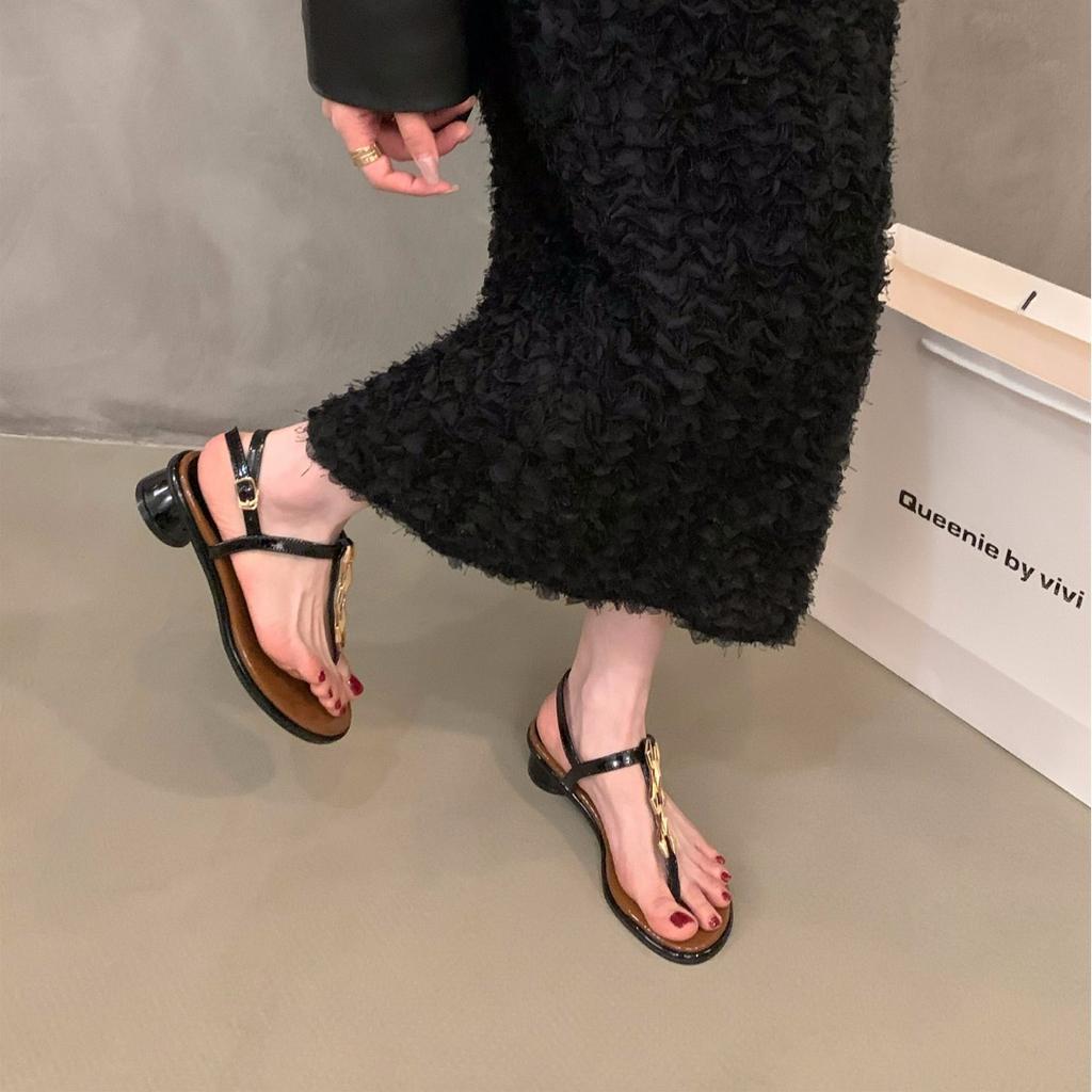 Niche thick heel French toe sandals fairy shoes 2025 new summer black temperament with skirt Roman shoes