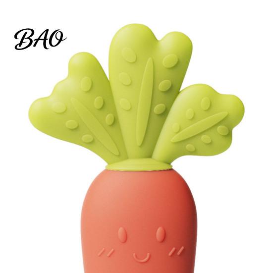 BPA Free Teething Toy Baby Silicone Carrot Teether, Food-Grade BPA-Free Chew for 3-6 High Temperature Sterilizable Teether Months, Soothing