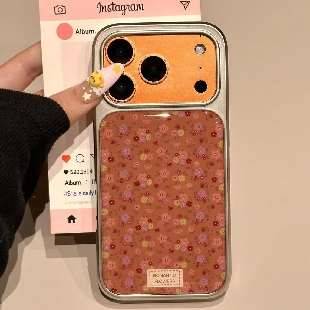 Retro style brown bottom small floral application Apple 16/17pro mobile phone case IP15 Epoxy water condensation 14 niche 13 sets