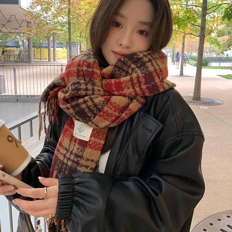 Autumn and winter atmosphere imitation cashmere scarf women's warm retro student long shawl cold scarf men