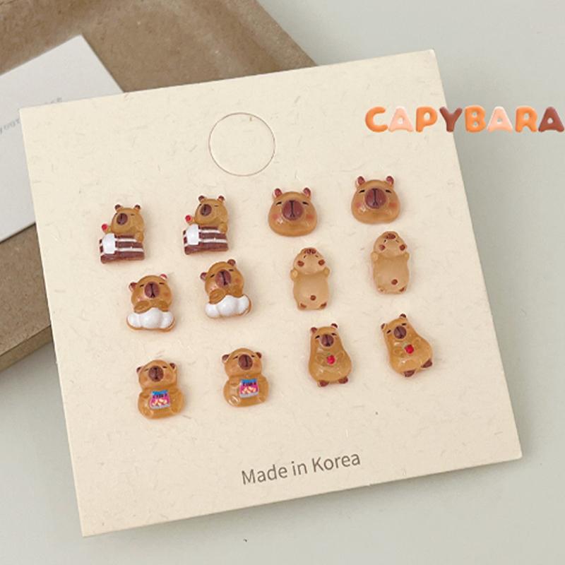 2/6 szt. Kolczyki z kreskówek Capybara Mini kolczyki do uszu Słodkie kolczyki Modne kolczyki do wszystkiego dla kobiet Akcesoria jubilerskie