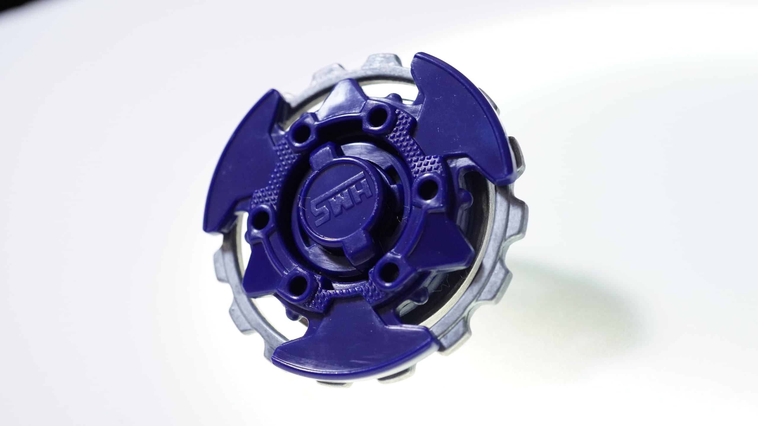 

Продвинутый Страйкер Лу Романтика Трех Металлических Битв Бей Игрушка Экшн Бёрст Бу, Королевства, Лезвие, Метабей, Взрыв, 4D, Zero-G X, Игрушка, Деталь,