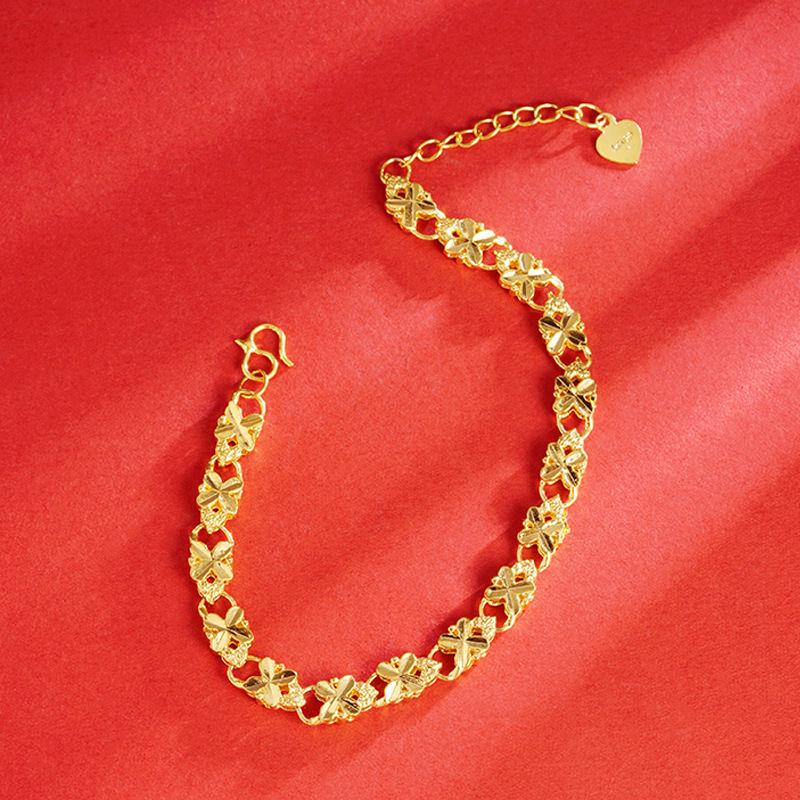 Sand Gold Women's Heart & Four-Leaf Clover Bracelet - Versatile Fashion Accessory