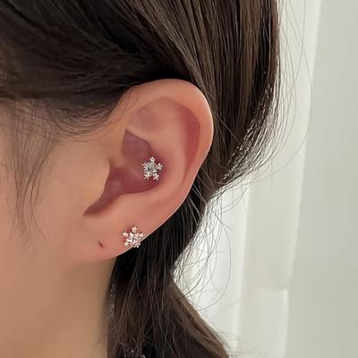 Women's Orton Snowflake Piercing Inner Conch Earrings