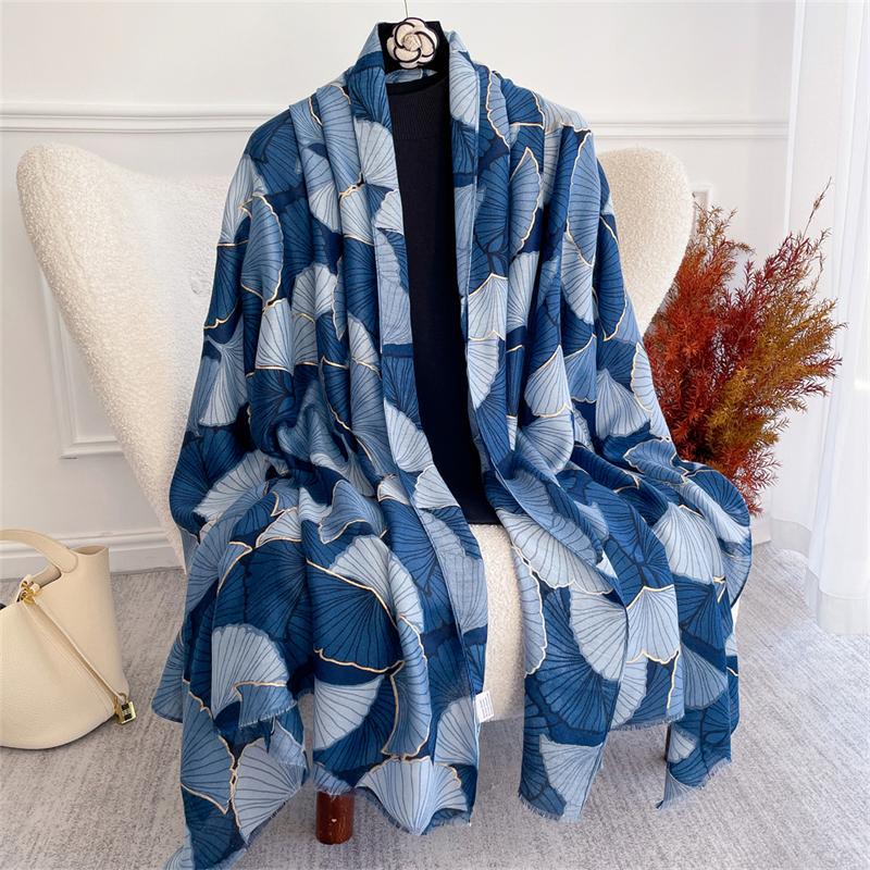 Autumn Travel Warm Cashmere Shawl Scarf Fashion Women Ginkgo Print Pashmina Blanket Wraps Female Cute Poncho Bufand
