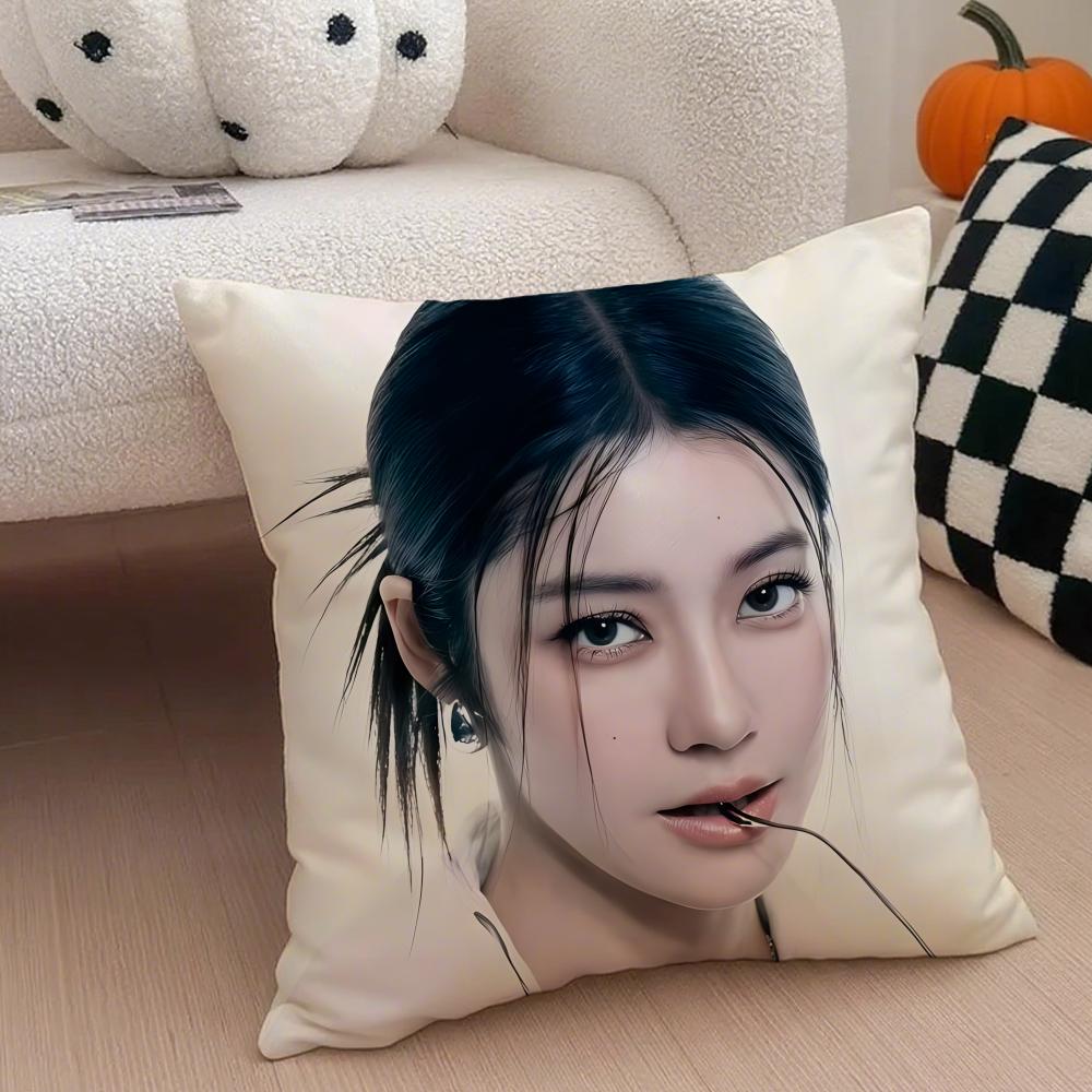 Thai Fashion NNamtan Tipnaree WWeerawatnodom Cushion Cover Throw Pillow Cover Hidden Button Durable Polyester Chair Cushion
