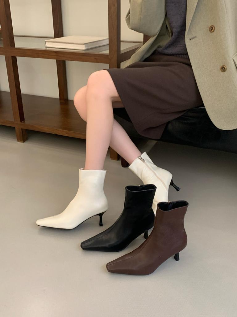 2025 autumn and winter new Korean version leather square head short boots women's stiletto fashion boots Chelsea boots