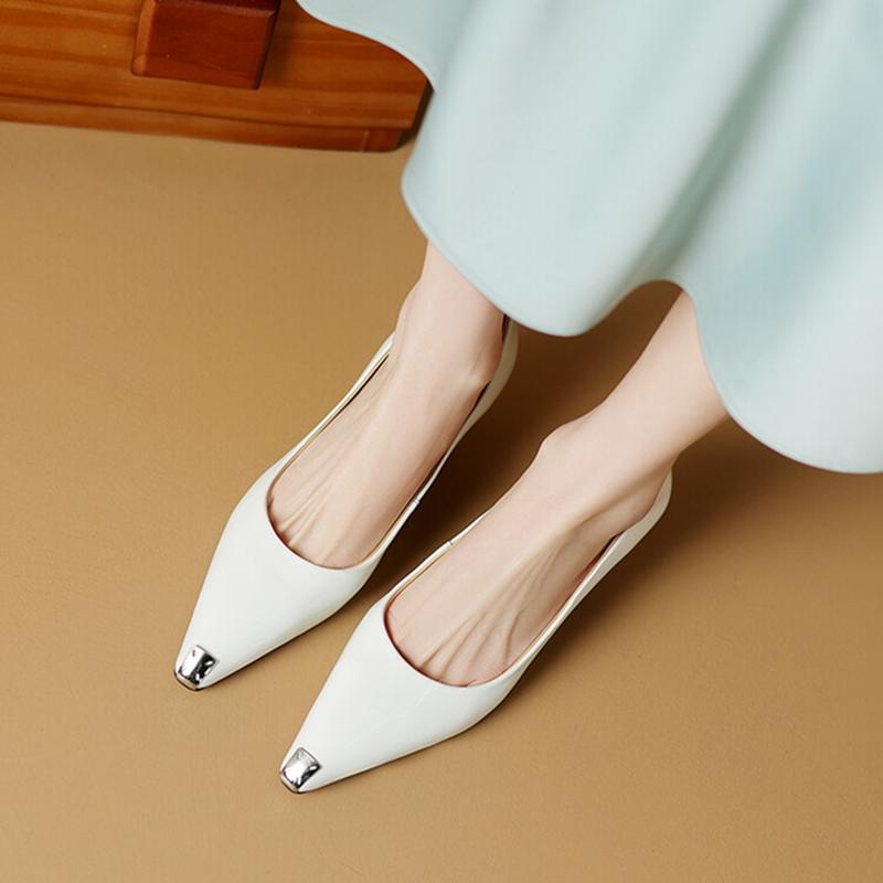 Fashion Spring/Autumn Women Pumps Pointed Toe Kitten Heel Shoes Patent Leather Shoes for Women Elegant High Heel Metal Decoration Shoes