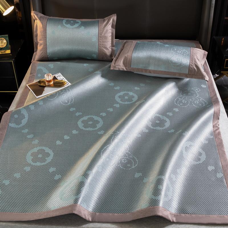 

Углеродный легкий охлаждающий мат Набор из трех предметов Стираемый Складной Летний мат Простыня Летний Кондиционер Мягкий мат 90x190cm 2pcs