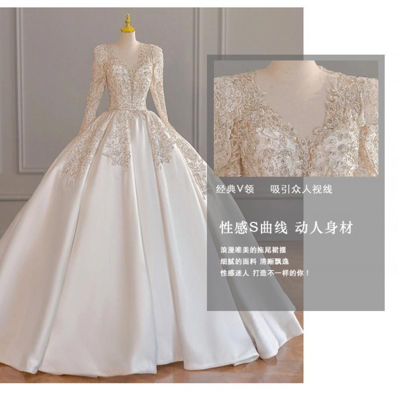 Elegant Long Sleeve French-Style Luxury Wedding Dress 2026 Deep V Neck Full Train Bridal Gown Plus Size Bride