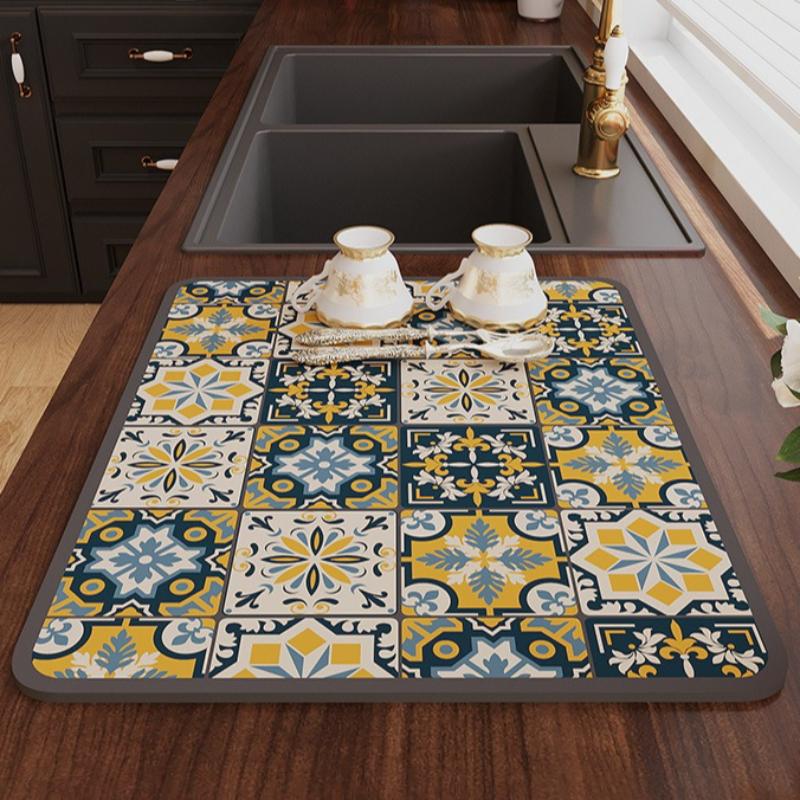 Kitchen Countertop Drying Mat Diatomaceous Absorbent Pad Heat Resistant Anti Slip Dish Drying Mat for Cups Dishes Bar