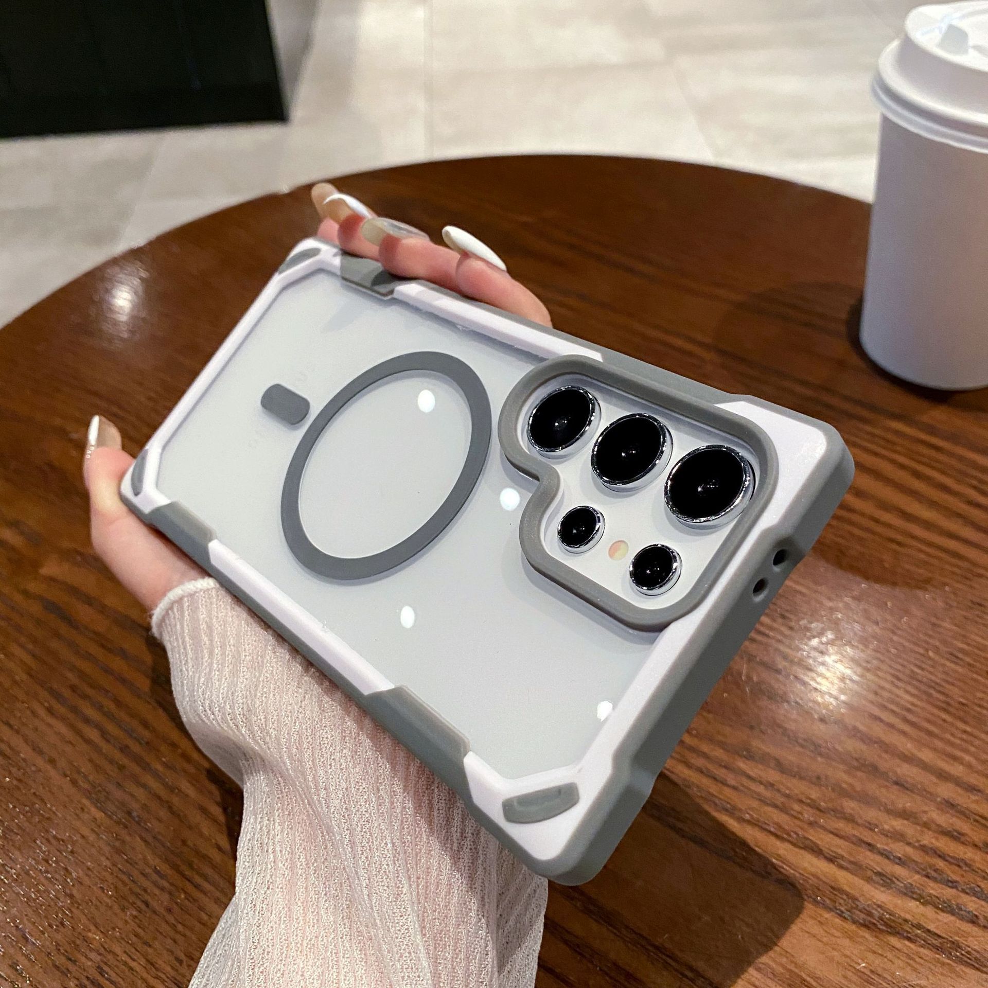 

Магнитный Панда Двухцветный Подходит для Samsung S25ultra Контрастный Чехол для Телефона S24plus Акриловый Противоударный Жесткий Чехол Samsung-S24PLUS