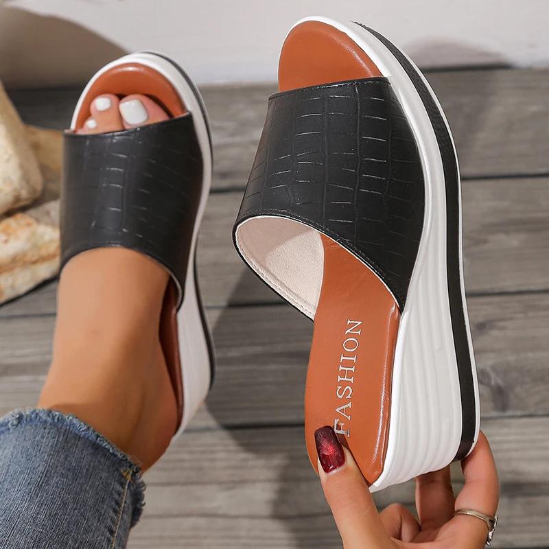 Fashion White PU Leather Wedge Heel Slippers Women Plus Size Fashion Peep Toe Platform Sandals Woman 2025 Summer Thick Sole Beach Slides