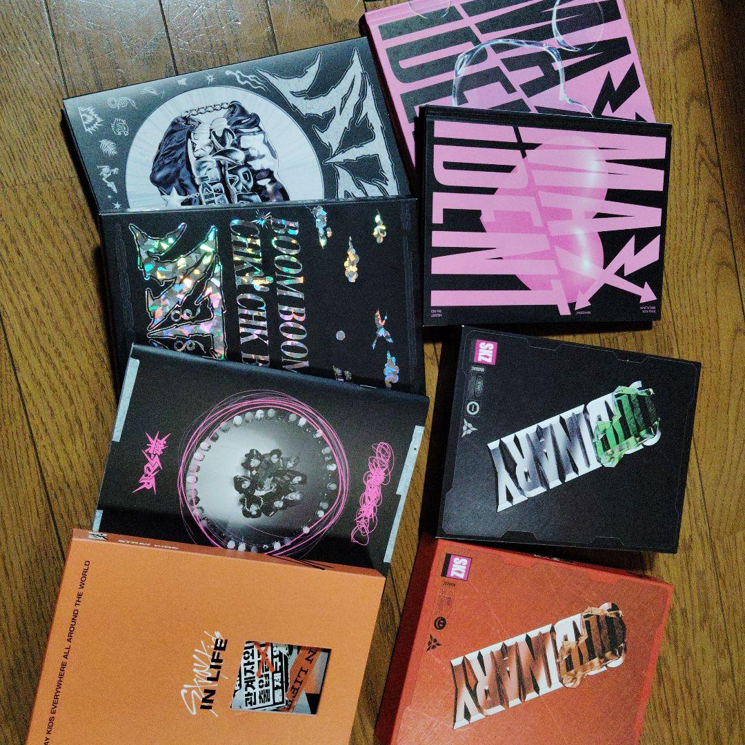 

[Б/В] Набір альбомів Stray Kids (8 дисків)