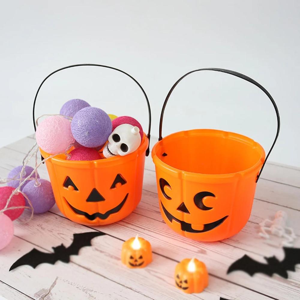 Halloween Trick or Treat Buckets Pumpkin Candy Basket Plastic Pail Candy Holder with Handle Orange Jack-o'-Lantern Party Favors