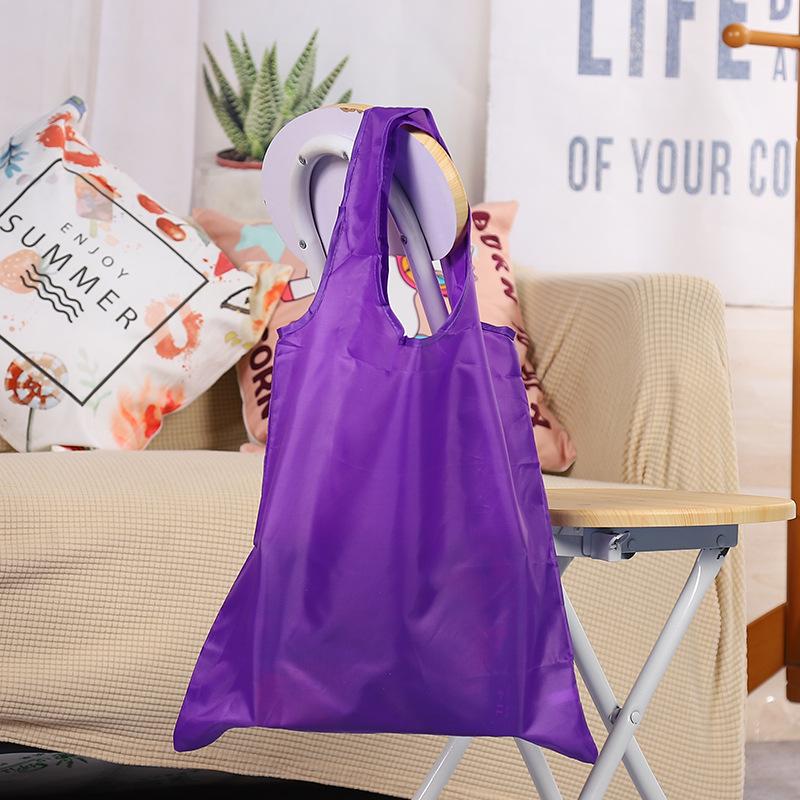 Popular Solid Color Eco-Friendly Polyester Shopping Bag with Hook, Foldable and Portable, Custom Logo Available.
