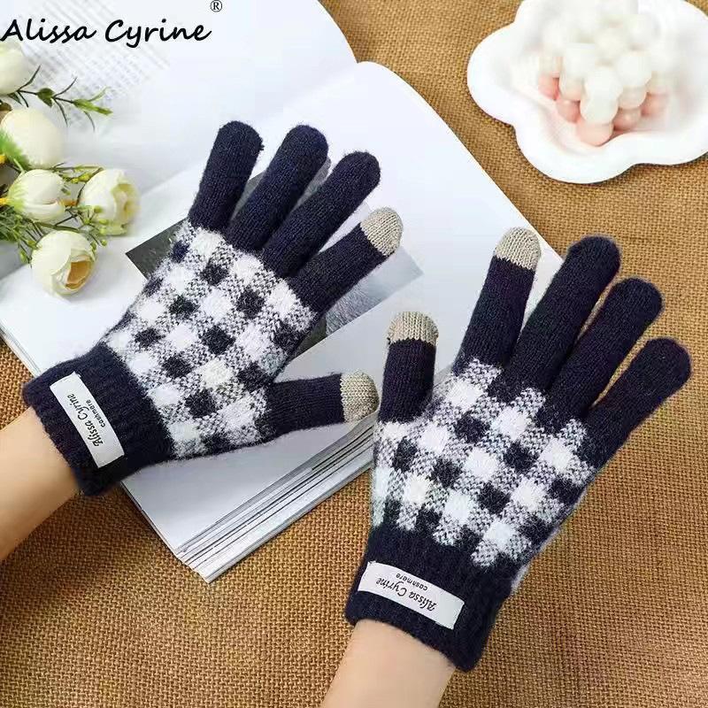 New Autumn and Winter Products, Plus Velvet and Thickened Full-finger Warm Plaid Gloves, Fashionable and Trendy Touch-screen Knitted Gloves