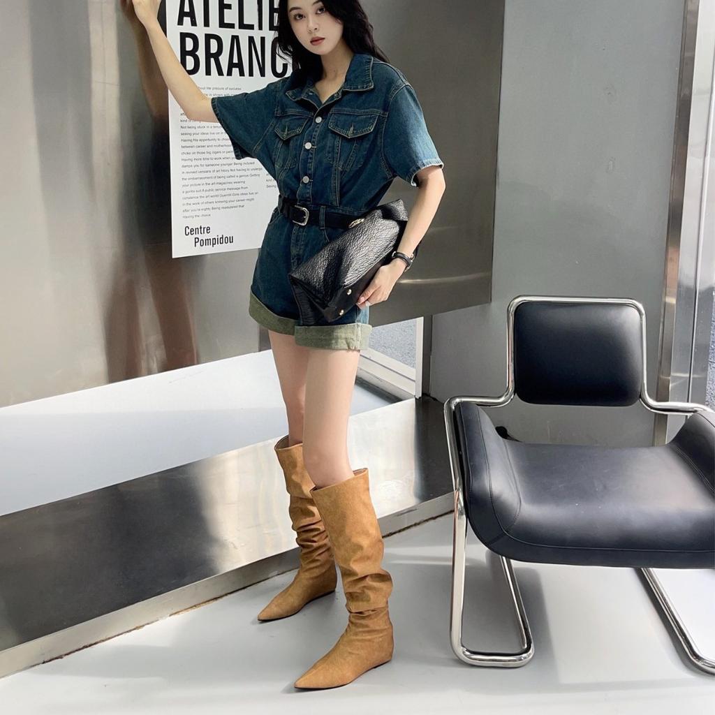 2025 autumn and winter new European and American style knee piling boots flat bottom inner height-increasing denim boots