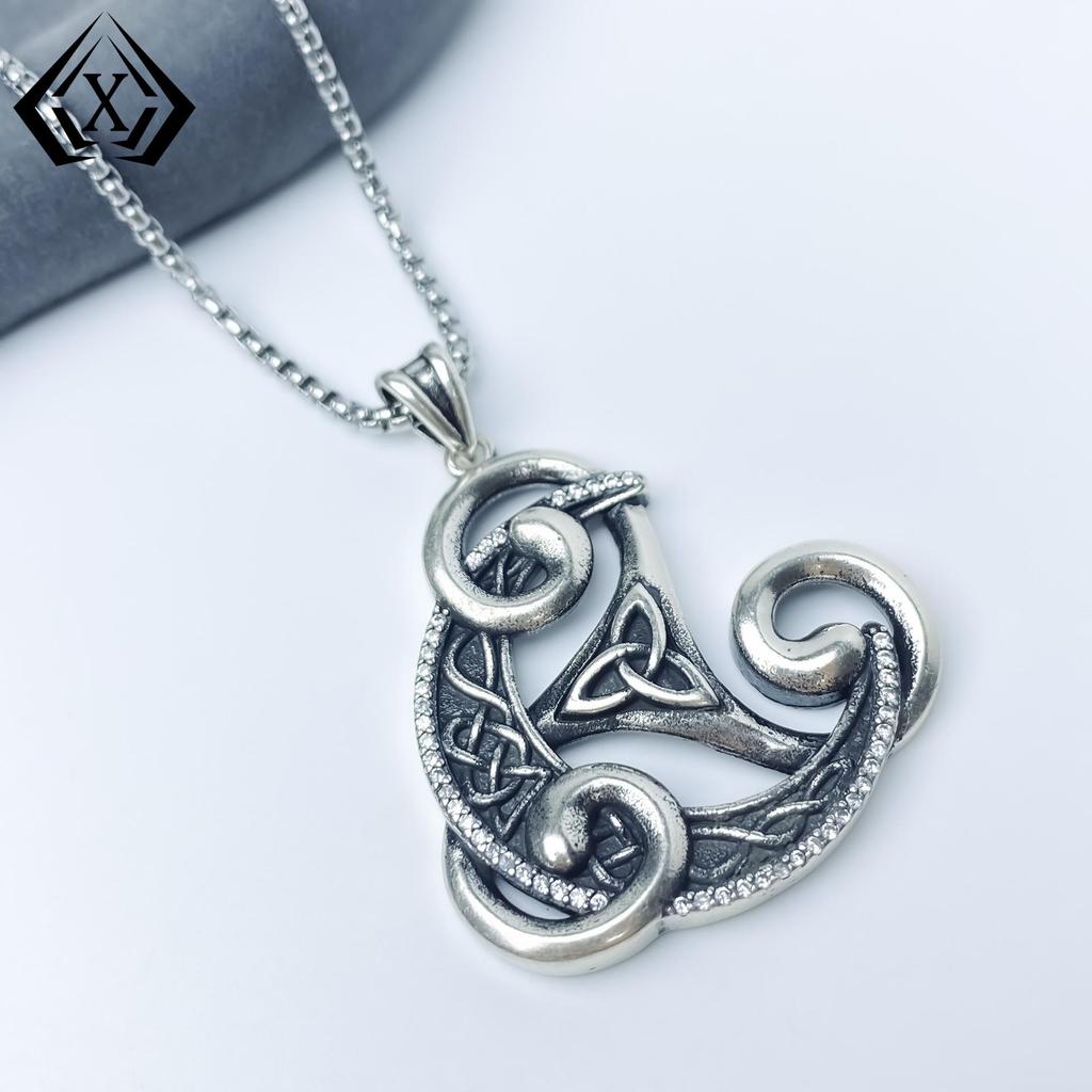 Xiweier Retro Celtic Knot Triangle Necklace with Copper and Zircon Pendant
