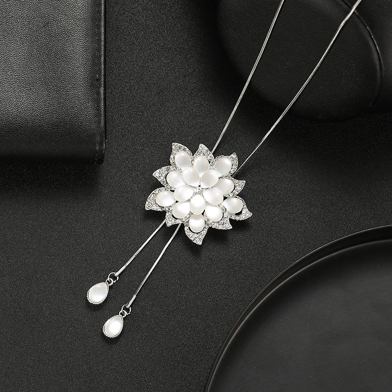 1Pcs New Trendy Korean Fashion Clothes Pendant Geometric Jewelry Vinatge Crystal Water Drop Sweater Long Necklaces For Women