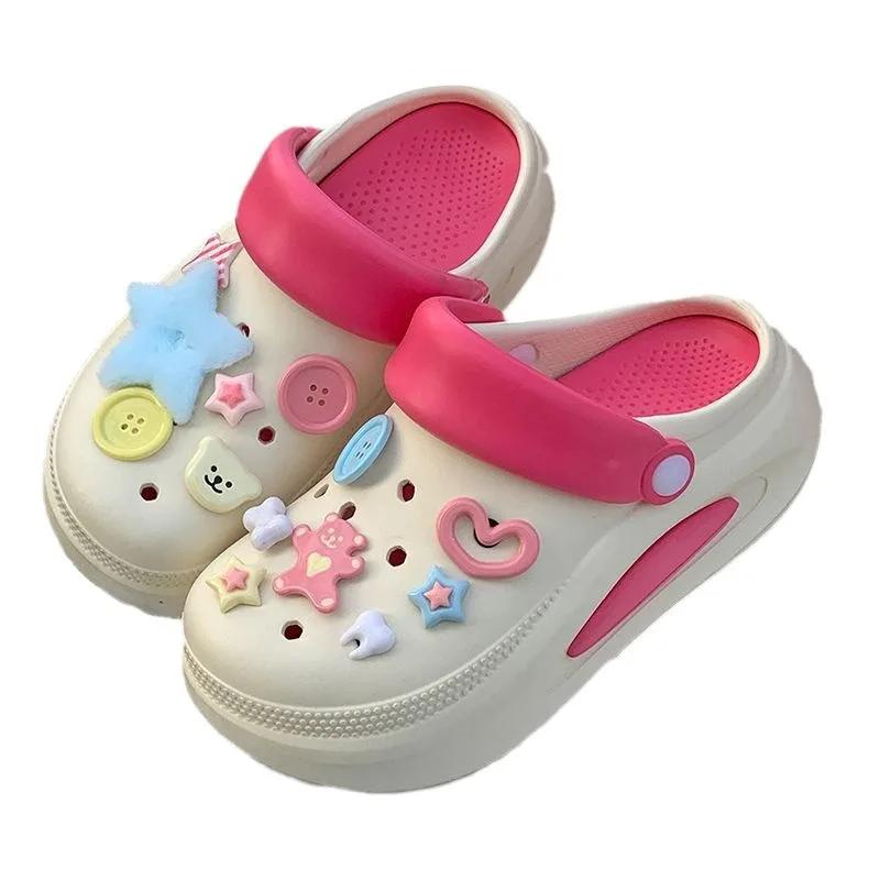 Damensandalen mit dicker Sohle, Sommer-Oberbekleidung, rutschfeste, höhenverstärkende Strandschuhe, Cartoon-Anime-Muster, Schuhe für Erwachsene