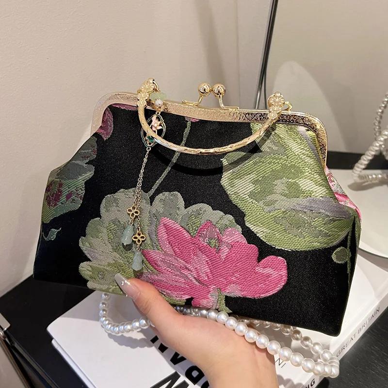 Tašky Pearl Flower Messenger pro ženy Střapcové výšivky Hedvábné tašky přes rameno Čínský styl Clip Shell Večerní Designér Luxusní Značka