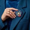 Luxury Retro Flower Brooch with Pearl and Rhinestone Inlay - Elegant Women's Corsage Pin.