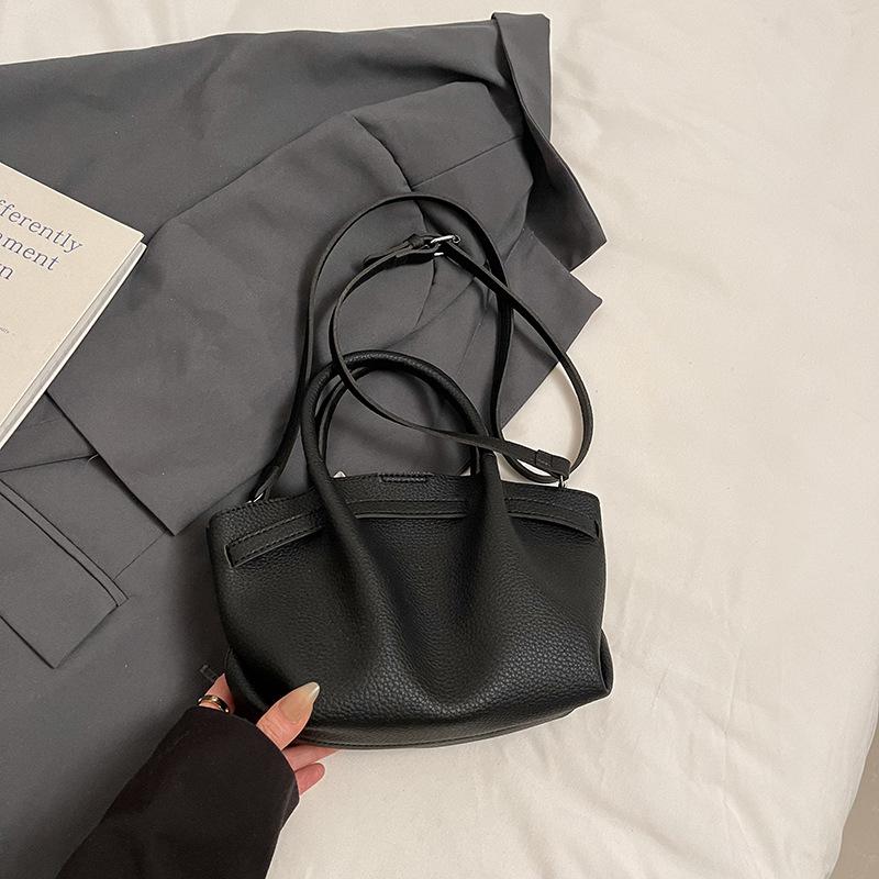 

Summer portable vegetable basket bag women s 2025 new trendy summer fashion lychee pattern tote bag shoulder messenger bag чёрный