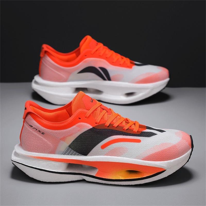 

2025 new ultra-light running carbon board student breathable racing professional children s running shoes shock-absorbing marathon sports shoes 34 фарби люмінесцентні помаранчевий колір