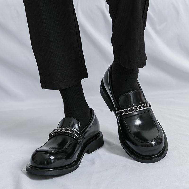 Herren Slipper Schuhe PU Niedriger Absatz Metallkette Dekorativ Modischer Stil Schuhe Business Casual Herrenschuhe Große Größe 38-46