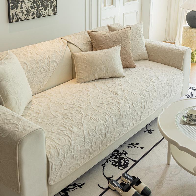 Fall and Winter Short Plush Sofa Covers High Quality Non-Slip Couch Cushion Living Room Decoration Nordic Universal Sofa Towel