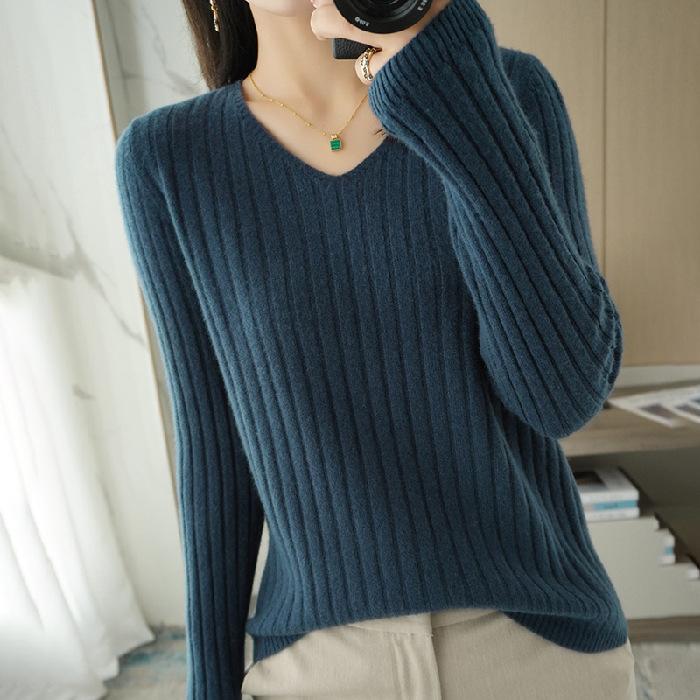 DAFIFY Women's Fashion Casual Fall Winter Solid Color Print Long Sleeve V-Neck Sweaters