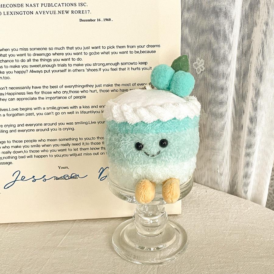 Gradient Cherry Jellycat Cake Plush Doll With Short Fur For Festive Decoration