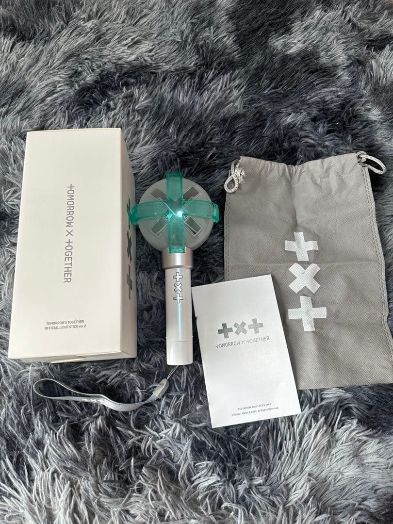 [USED] TOMORROW X TOGETHER VER.2 Light Stick