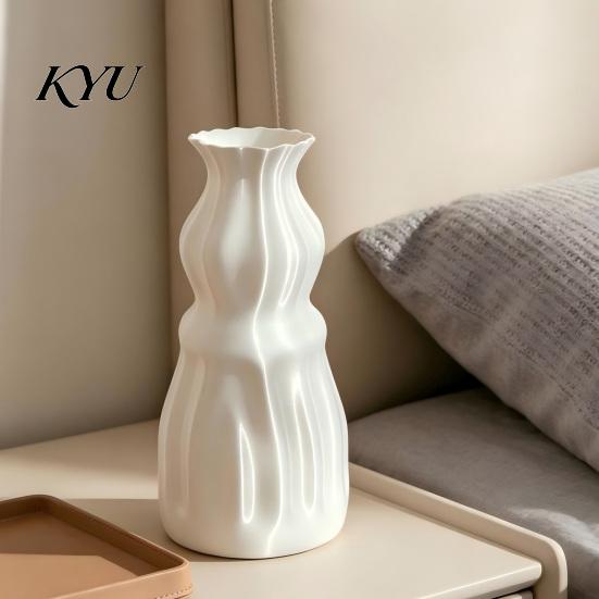 Artistic Vase with Flowing Light 3D Printed Flower Vase, Modern Decorative Minimalist Container, Luxury Home Ornament Floral Arrangement Holder