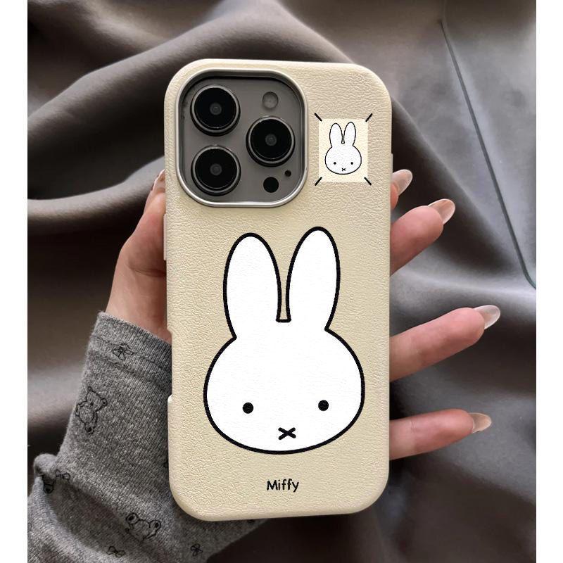 

Big Head Rabbit Leather Texture Phone Case for iPhone 14/15/16 Pro Max/17 - Cartoon Design iPhone 16 Pro