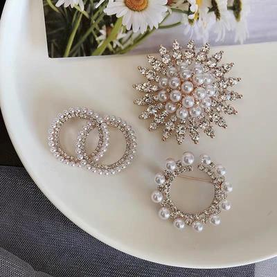 "Elegante Broche de Copo de Nieve con Perla y Hebilla para Bufanda para Vestir en Otoño e Invierno"