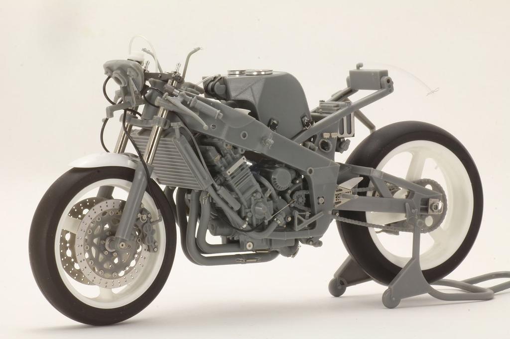 Top Studio Yamaha Detail Up Set Fujimi TD23094 FZR-750 1/12