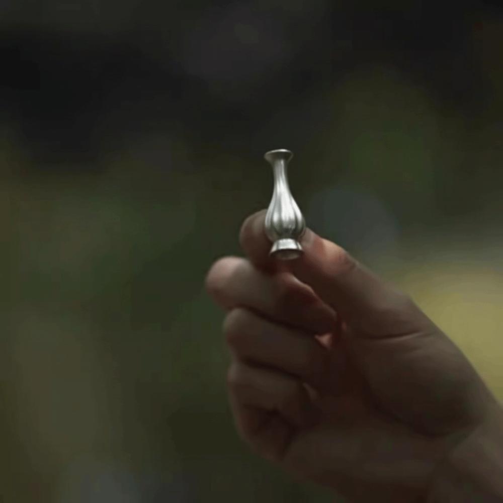 Nádherná Brož s květem na větvi Elegantní Brož s květinovým aranžmá Mini Brož váza na zelí Párty