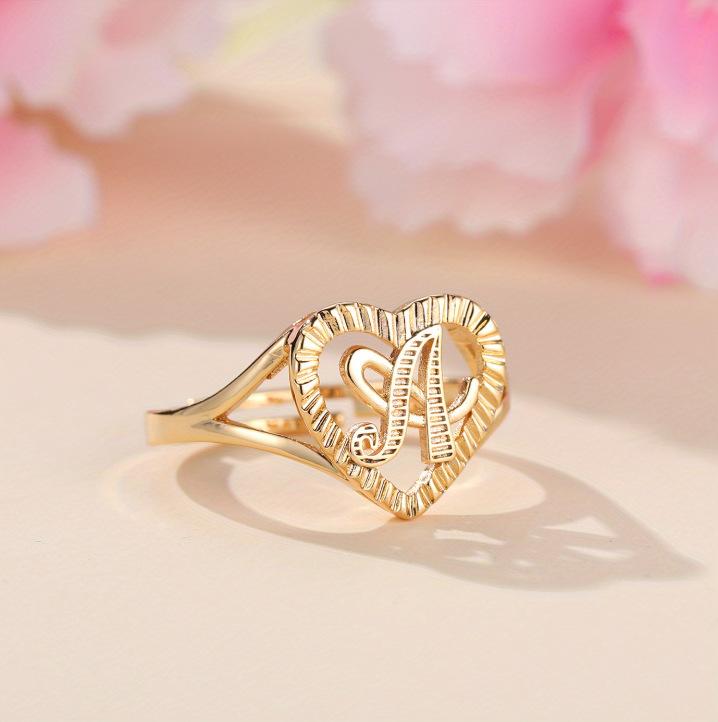 1pc Vintage Hollow 26 Letter Adjustable Ring Fashionable Casual Couple Accessory