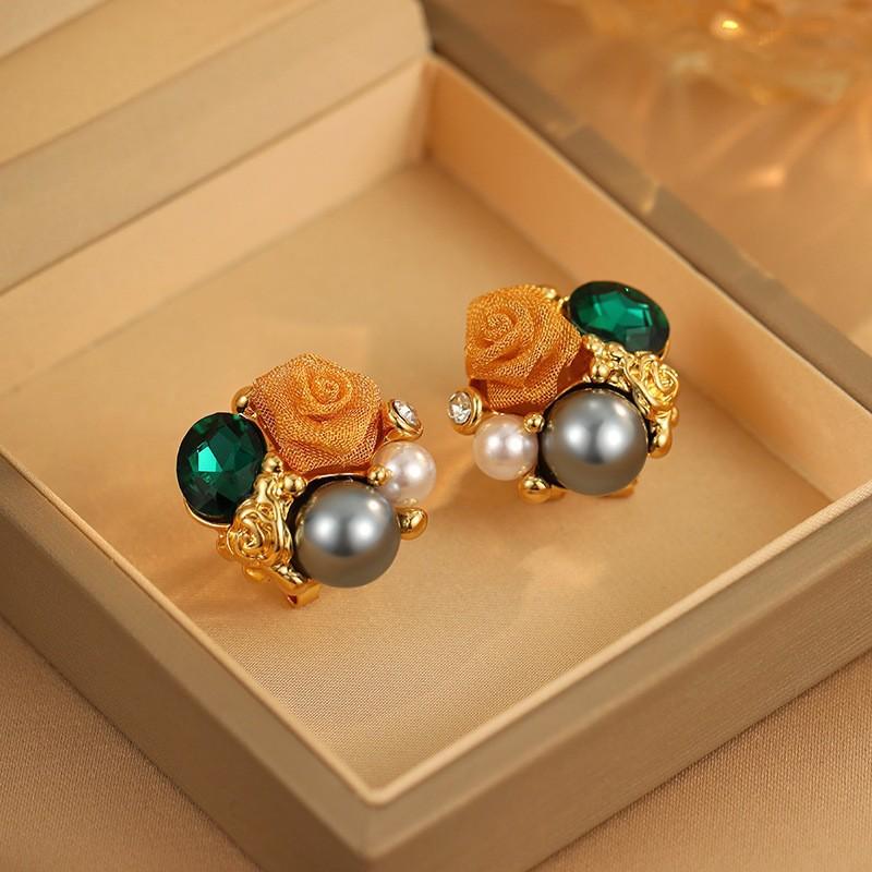 @Special Vintage French Romantic Elegant Rose Stud Earrings Delicate Green Earrings Flower Treasure