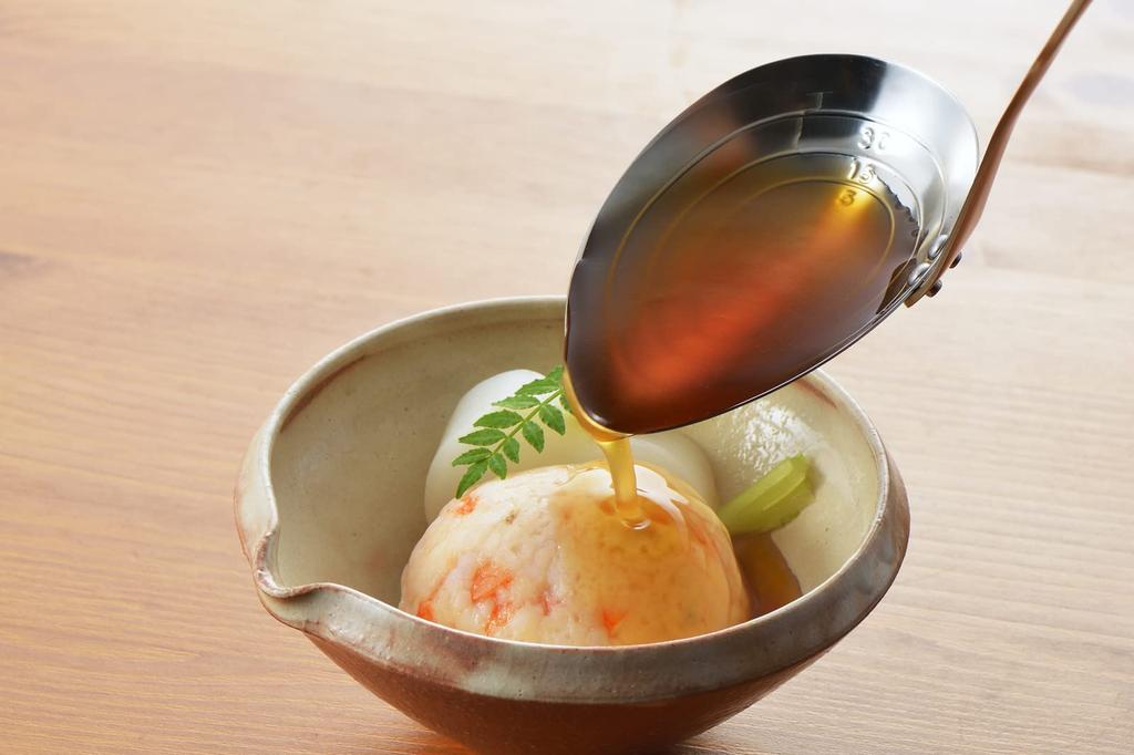 Yoshikawa Horizontal Mouth with Measuring Made In YH6691 Ladle, 70ml, Sticks, Tsubame-Sanjo, Japan,