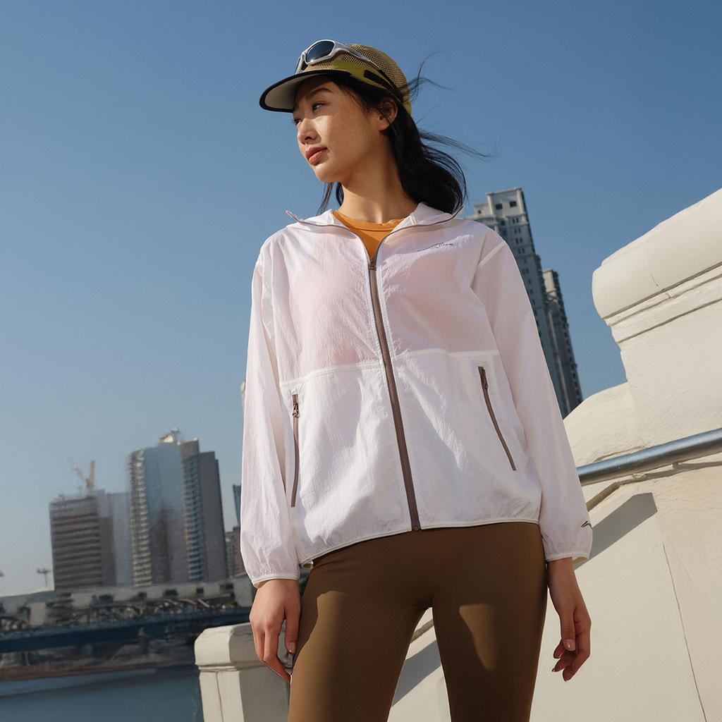 Li Ning Comprehensive Training Series Ice Silk Cool Comfort Sportlicher Windbreaker Damen Oberbekleidung Off-White AFDV428-6