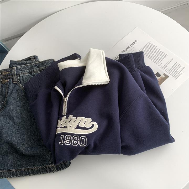 Women's Light Grey Retro Embroidered Casual Half-Zip Sweatshirt