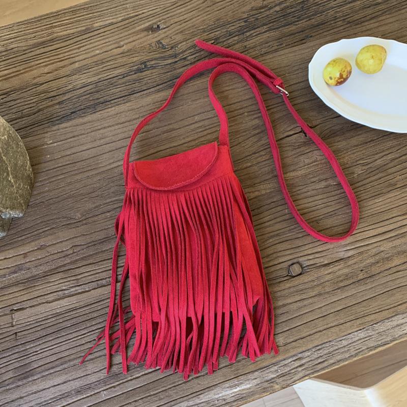 Niche Bag Women's New Summer Retro Matte Messenger Bag Fringed Bag