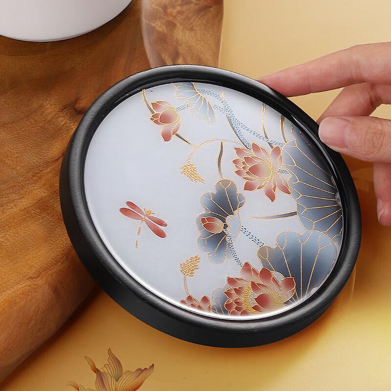 Mutton-Fat Jade Ceramic Tea Infuser Cup