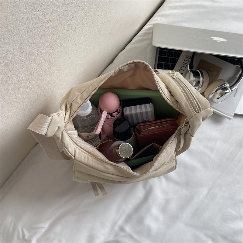 Large Capacity Solid Color Commuter Shoulder Bag Women's Crossbody Bag