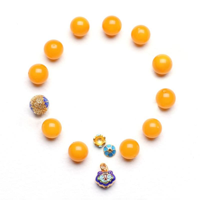 Ancient Gold Craft Yellow Beeswax Beaded Bangles Cloisonne Enamel Design Exquisite Pendant Bracelet For Women Classic Jewelry