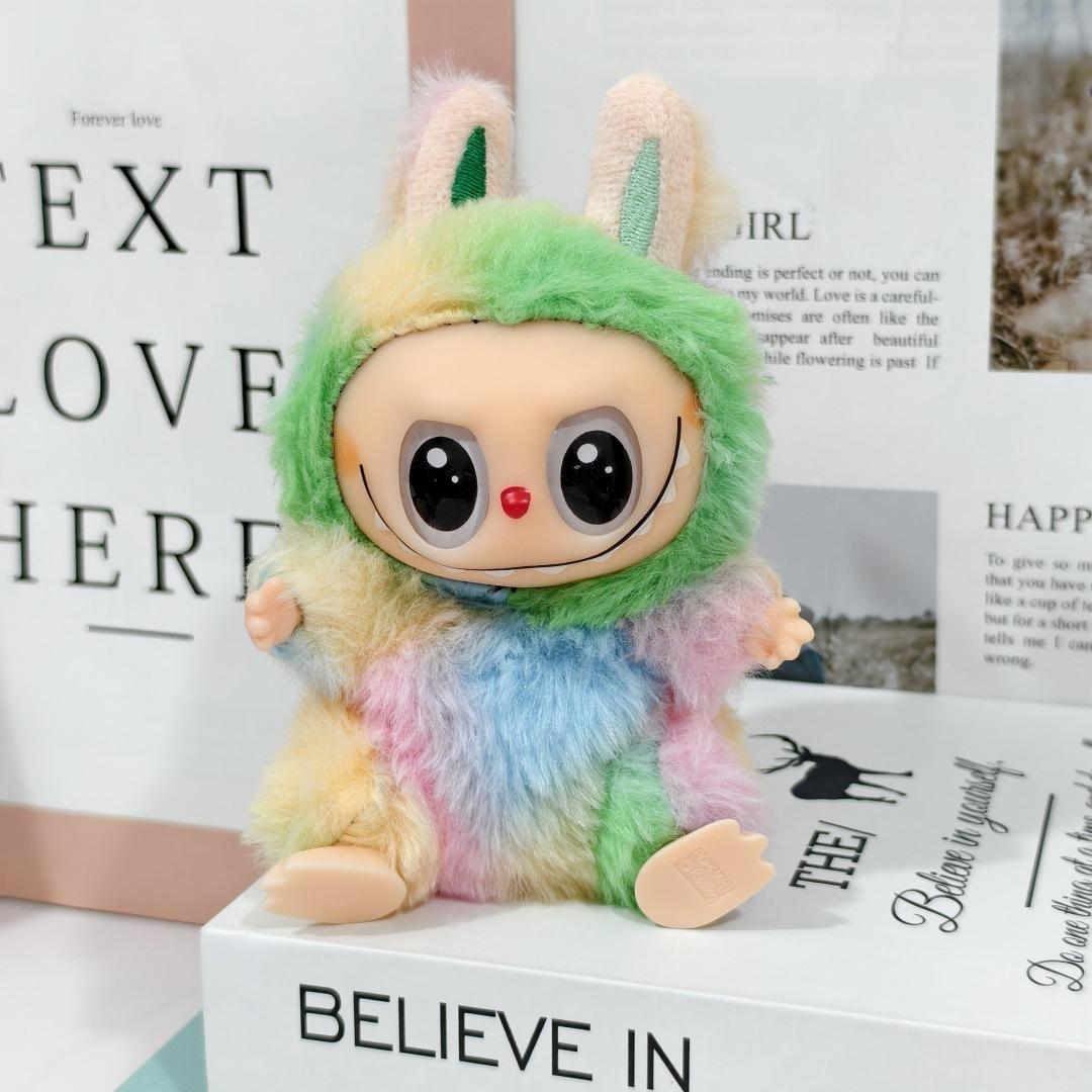 

2025 4.0 Новий Милий Плюшевий Брелок-Монстр LABU - Рандомний Каваї Вініловий Кулон-Тваринка для Сумки, Рюкзака, Ключів | Сюрприз Колекційний Шарм Подарунок