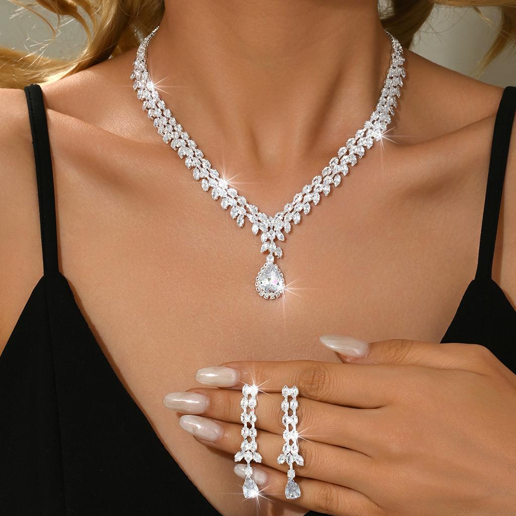 Ins Premium Simple and Versatile Daily Silver Necklace Earrings Bracelet Ring Full Diamond Four Piece Set